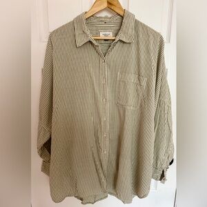 AE Go Big Oversized shirt